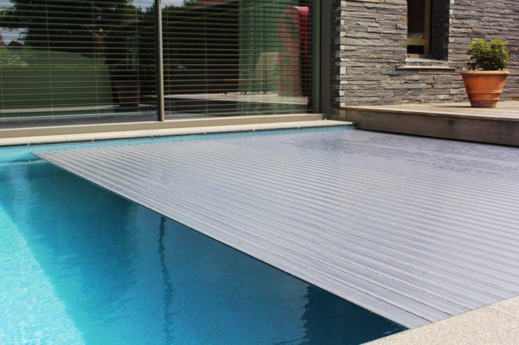 automatic-pool-covers-bc-7