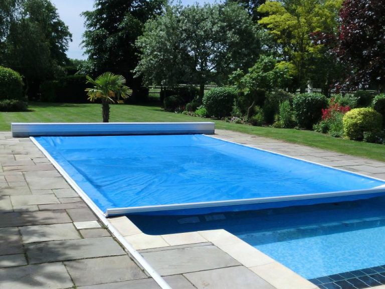 auto-pool-covers bc