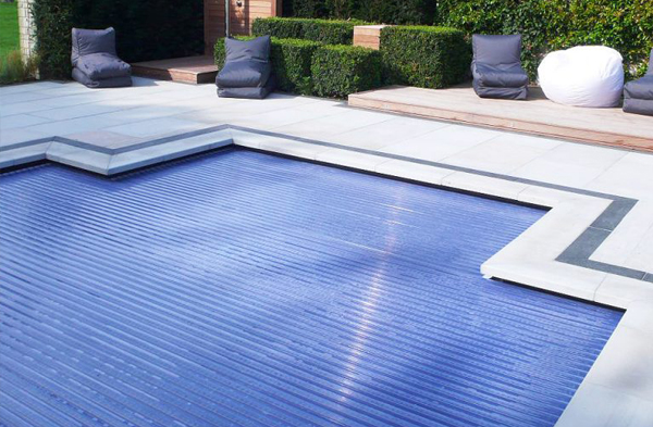 automatic-safety-Pool-Cover-installations-bc