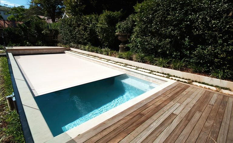 Read more about the article Check Out This Automatic Hard Pool Cover In Kelowna